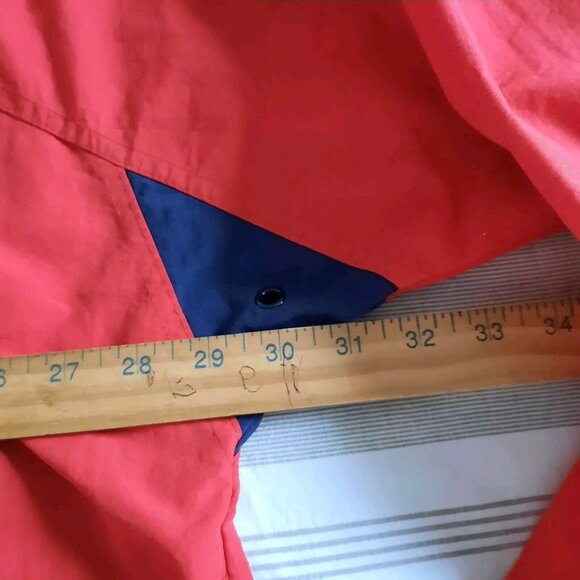 Vtg 90's UZZI Men Red Nylon 1/4 Zip Pull Over Windbreaker Jacket L-XL Navy Trim - Picture 3 of 7